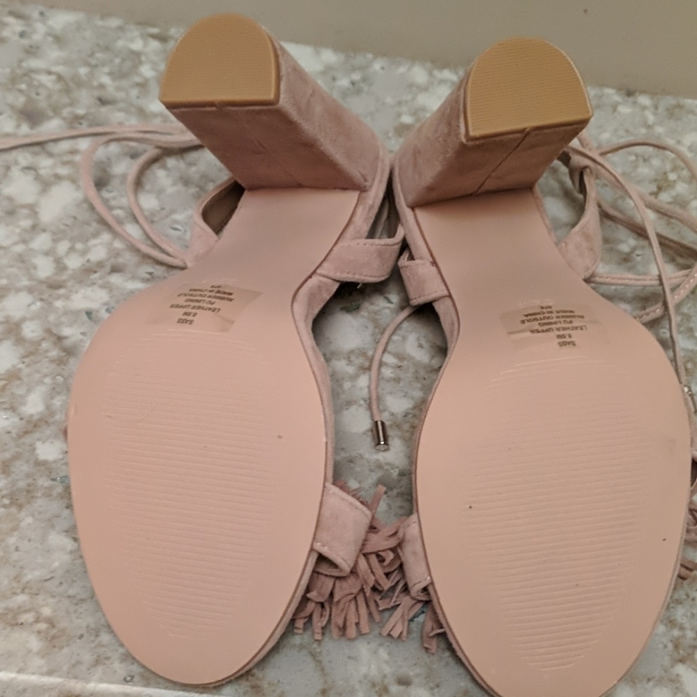 Steve Madden Shoes - Picture 7 of 8